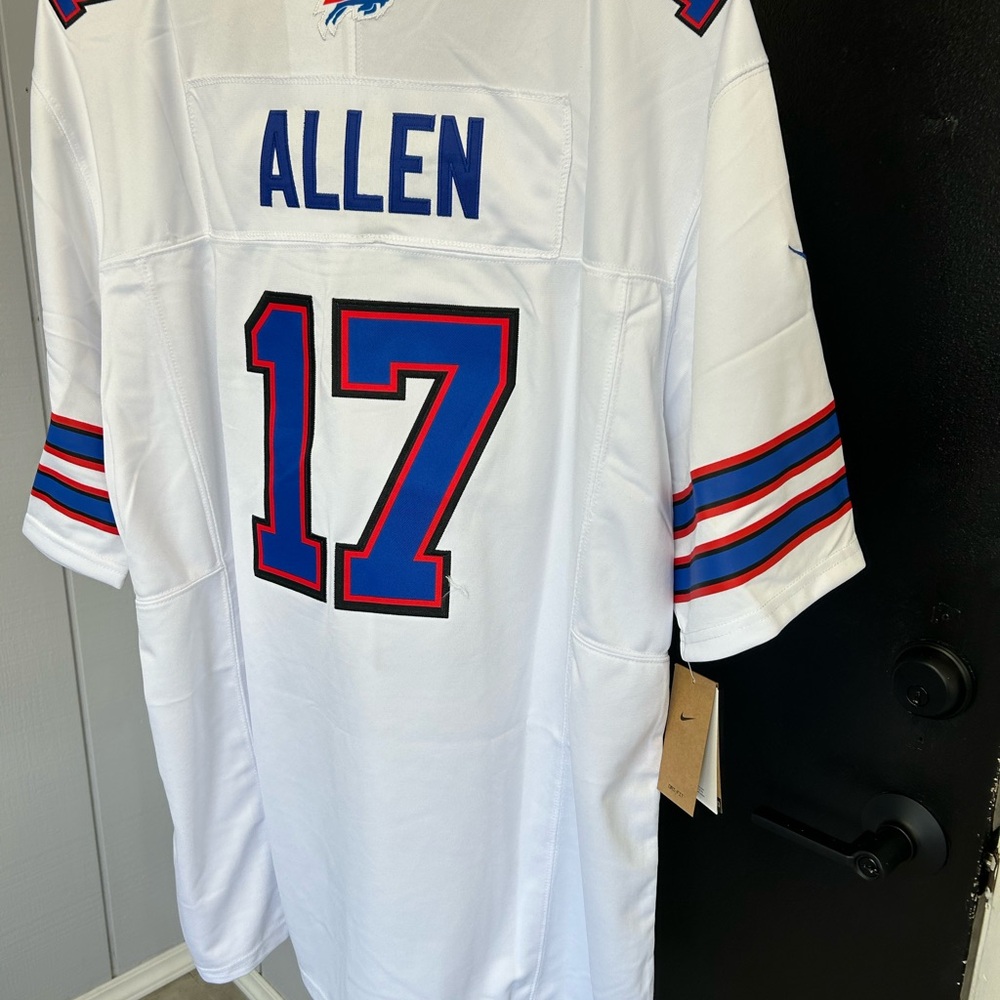 Nike White Buffalo Bills Josh Allen Jersey - Picture 10 of 10